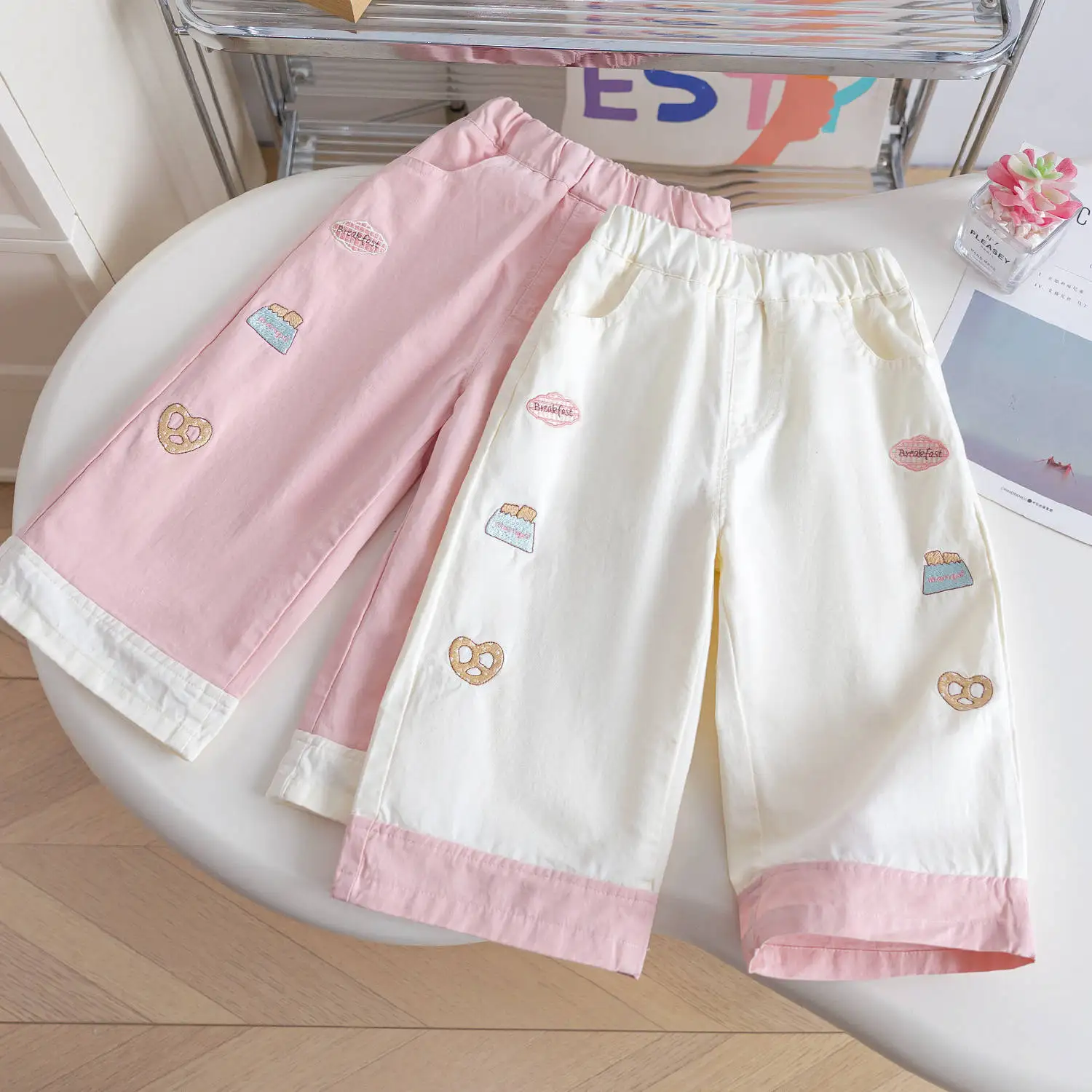 2026 New Spring Korean Style Girls Embroidered Straight Leg Pants Casual Daily Wear Long Trousers For Little Kids