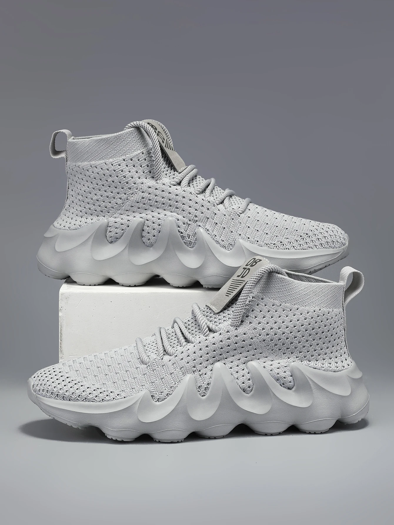 Men's Large Size Sports Shoes Outdoor Hiking Running Comfortable Casual Versatile Fashionable Training Shoes for Couples
