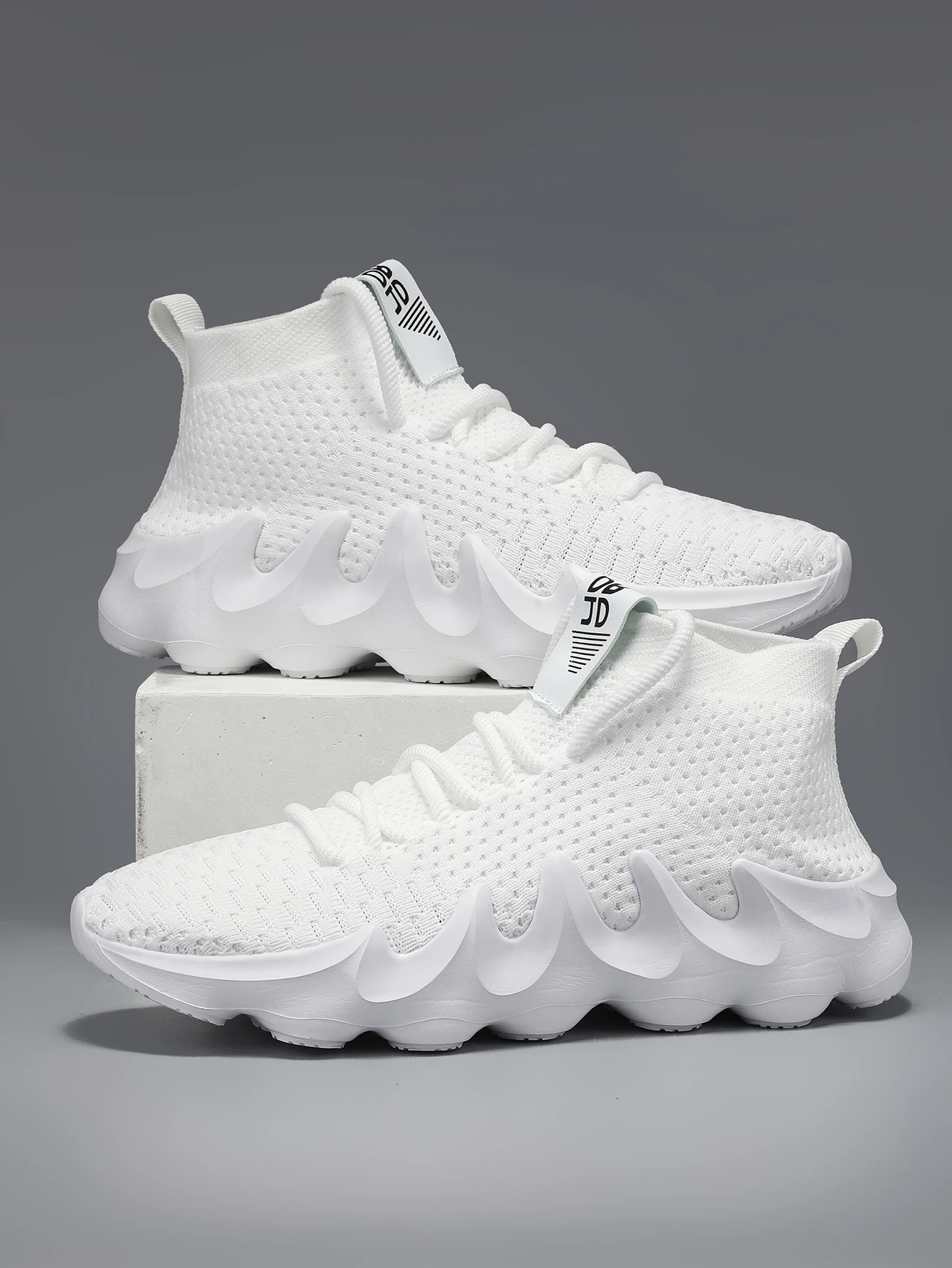 Men's Large Size Sports Shoes Outdoor Hiking Running Comfortable Casual Versatile Fashionable Training Shoes for Couples