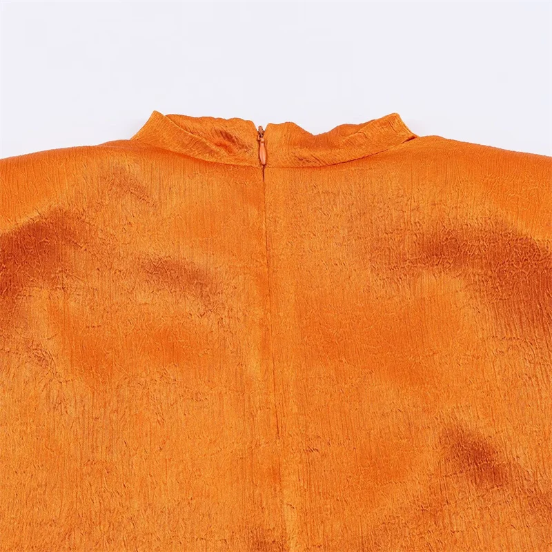 New satin-textured bow decoration top, casual and versatile, elegant and graceful