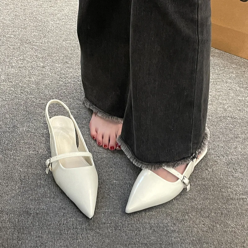 New Spring Women's French-Style Closed-Toe Sandals Luxurious Slip-On Designer Shoes Fashionable and Elegant Party Flat Sandals