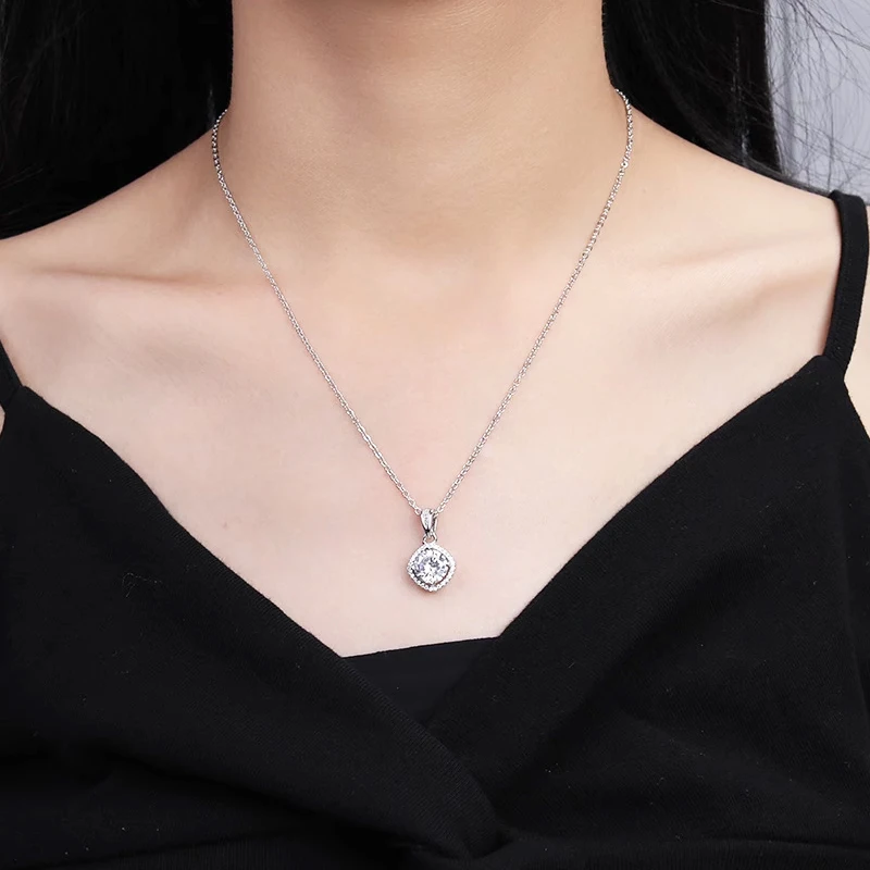 S925 Silver Crescent Moissanite D VVS Women's Necklace Luxury Star and Moon Pendant Elegant Clavicle Chain Cute Jewelry