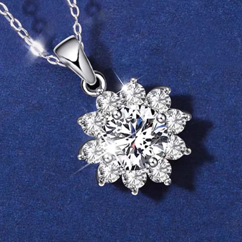 S925 Silver Crescent Moissanite D VVS Women's Necklace Luxury Star and Moon Pendant Elegant Clavicle Chain Cute Jewelry