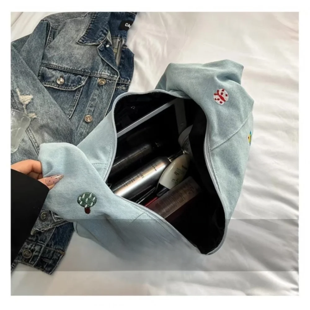 Zipper Closure Shoulder Bag Korean Style Embroidered Design Denim Tote Bag Sweet Style Cute Design Large-capacity Bag Casual Use