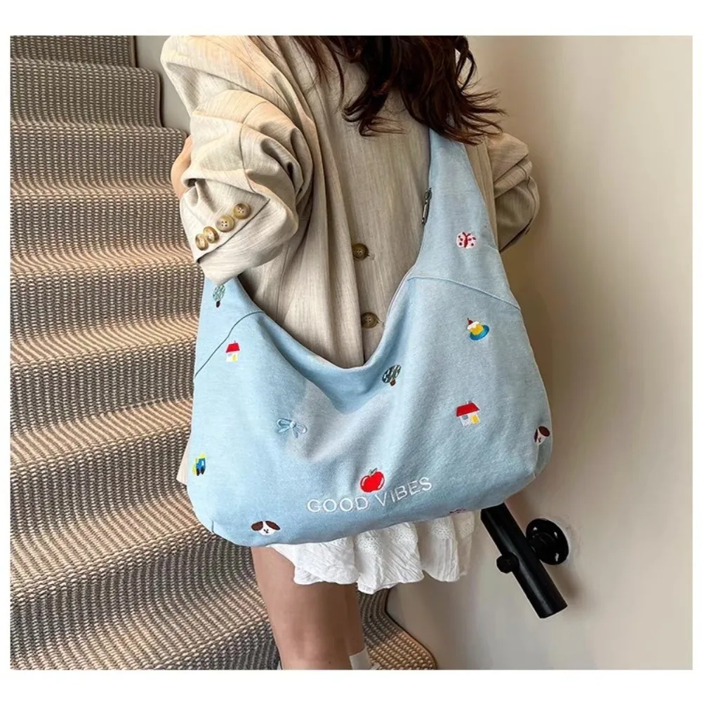 Zipper Closure Shoulder Bag Korean Style Embroidered Design Denim Tote Bag Sweet Style Cute Design Large-capacity Bag Casual Use
