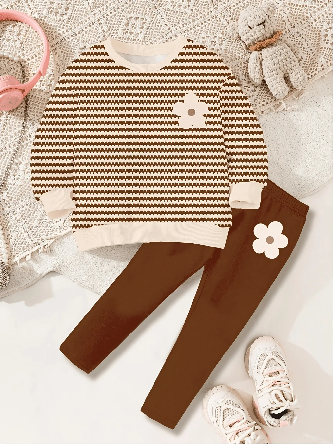 Kids Girls 2-Piece Casual Set, Brown & White Wavy Striped Flower Print Sweatshirt + Solid Brown Leggings Loungewear Outfit