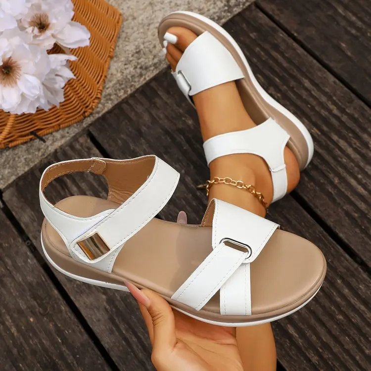 2026 Women Summer Flat Sandals Fashion Metal Buckle Strap Sandals Round Toe Open Toe Casual Comfortable Beach Roman Shoes Women