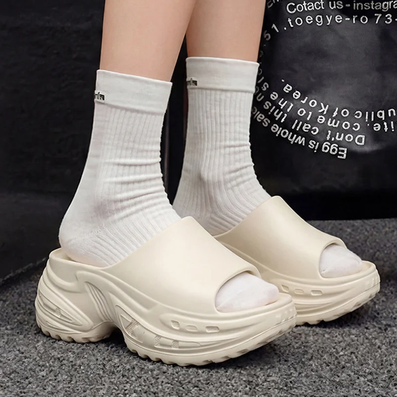 Silver Chunky Platform Slippers Women 2026 Summer Thick Bottom Heighten Sandals Woman Fashion Non Slip Wedges Sandals Female