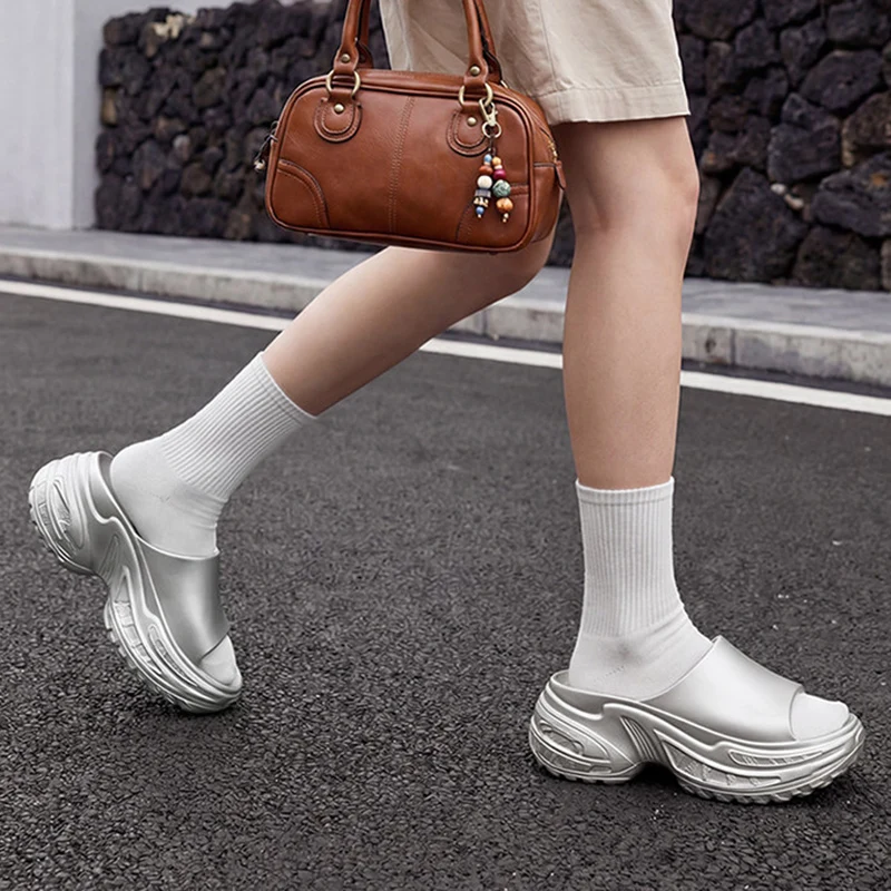 Silver Chunky Platform Slippers Women 2026 Summer Thick Bottom Heighten Sandals Woman Fashion Non Slip Wedges Sandals Female