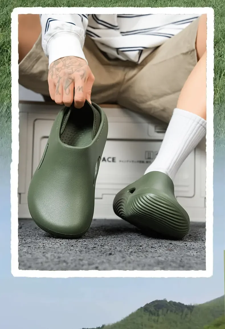 Men Slippers WaterProof Anti Skid Chef Shoe Breathable Slip on Casual Home Slippers Lightweight Beach Sandals Male Garden Clogs