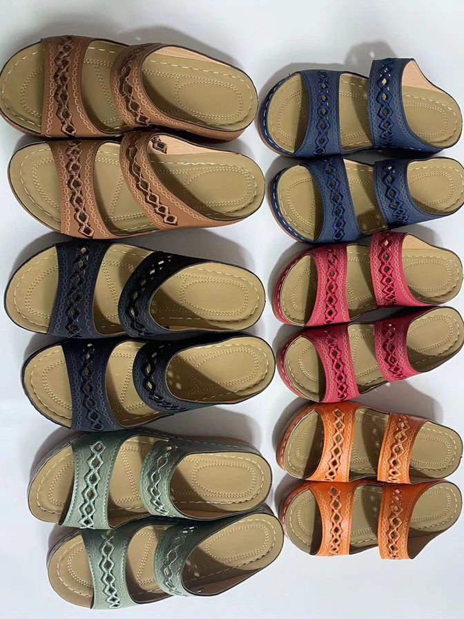 Hollow Slides Summer Women Sandals Slippers Comfortable Wedges Sandals Leisure Beach Roman Leather Women Slippers Zapatos Mujer