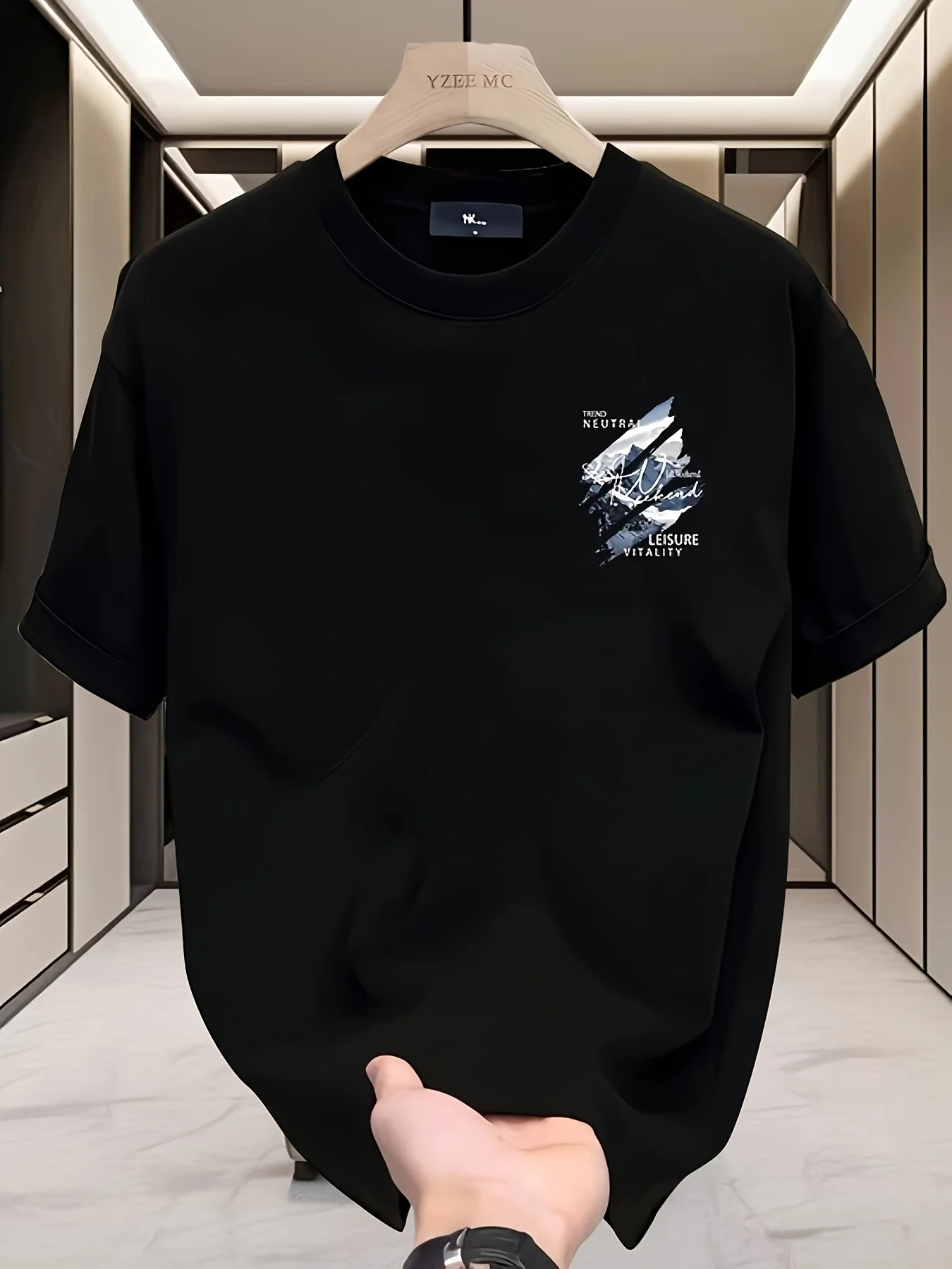 New 100% Cotton Men's T-Shirt With Summer Street Style Pattern Print. Suitable for Casual Combination With Short-Sleeved Tops.