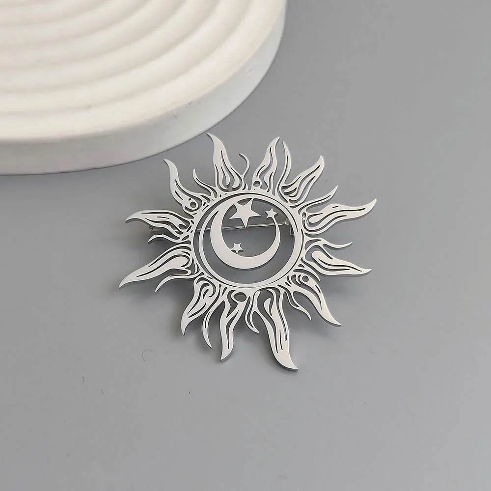 Original design sun moon star gold-plated stainless steel brooch, waterproof and non-fading pin, suit accessories