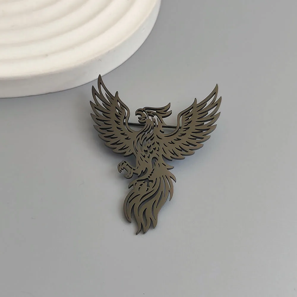Original design hollow phoenix gold-plated stainless steel brooch, waterproof and non-fading pin, suit accessories