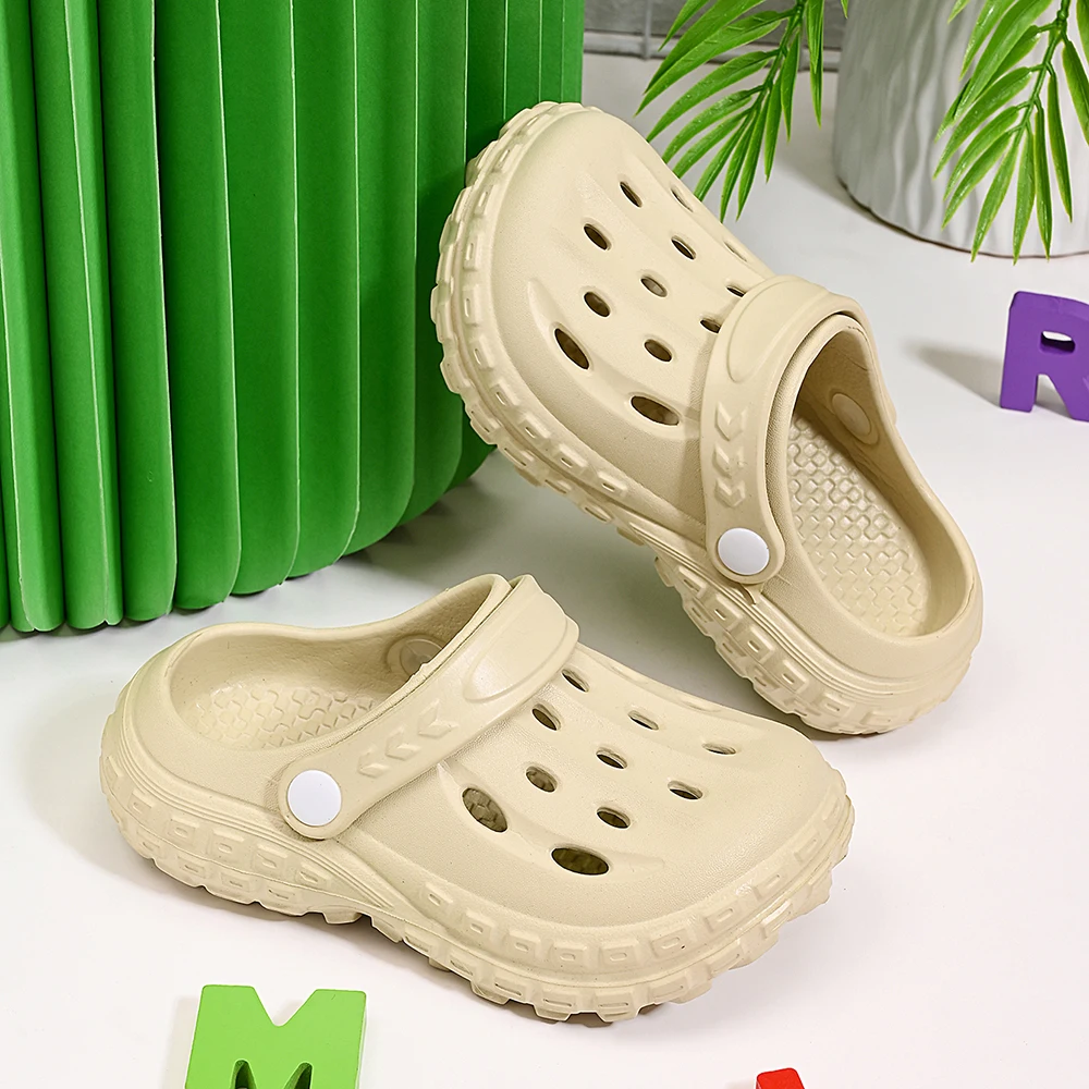 Summer Non-slip Clogs Slippers Garden Shoes Cartoon Child Baby Sandals Summer Kids Slippers High Quality Beach Kids Sandals