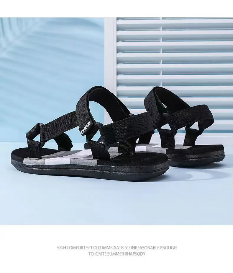 A Pair of Summer Casual Sandals, Fashionable, Wear-Resistant, Sporty, Non-Slip, Stylish, Versatile Men's Outdoor Beach Shoes