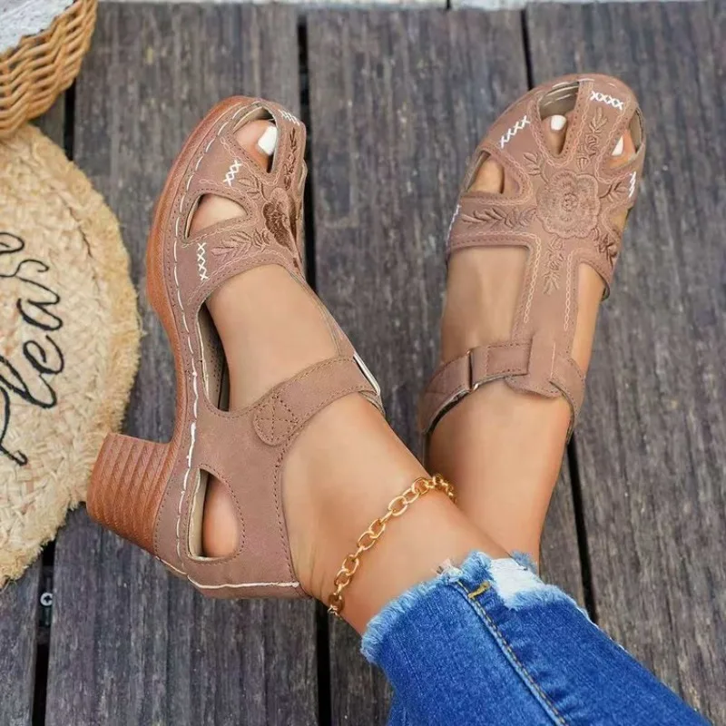 Dance Roman Sandals Women's 2026 Summer New Openwork Woven Wedge Heel Block Heel Platform Women's Shoes