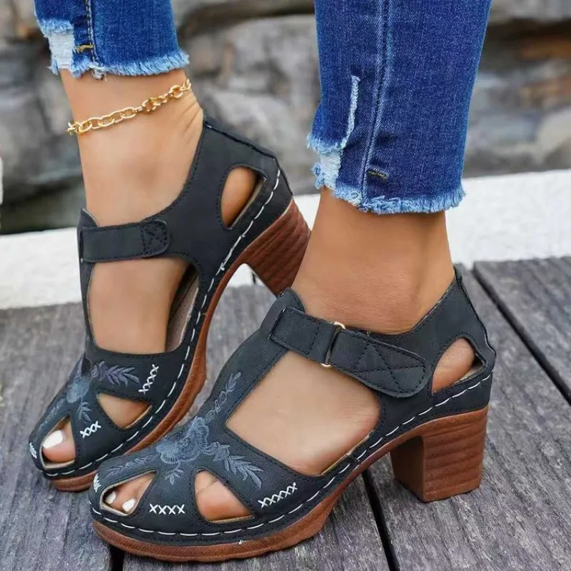 Dance Roman Sandals Women's 2026 Summer New Openwork Woven Wedge Heel Block Heel Platform Women's Shoes