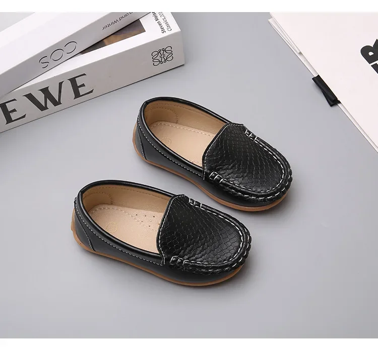 JGSHOWKITO 2026 Brand New Boys Casual Loafers Fashion Classic Soft PU Slip-on Kids Wedding Party Leather Flats Moccasins Trendy