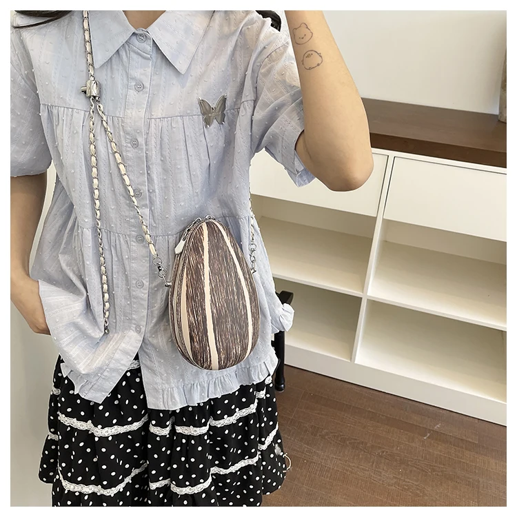Novelty Sunflower Seed Crossbody Bag Cute 3D Seed-Shaped Chain Purse Funny Design Sense Fashion Mini Shoulder Bag for Women