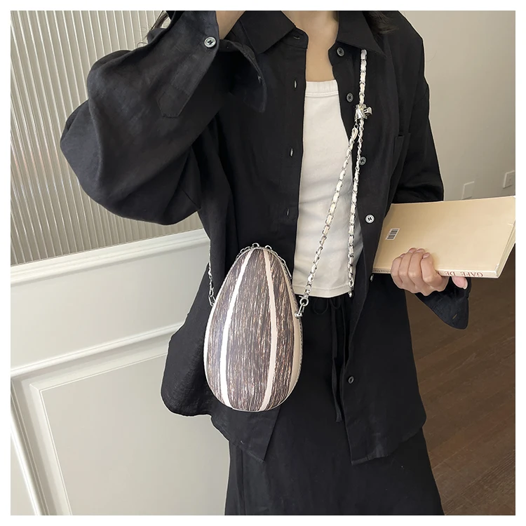 Novelty Sunflower Seed Crossbody Bag Cute 3D Seed-Shaped Chain Purse Funny Design Sense Fashion Mini Shoulder Bag for Women