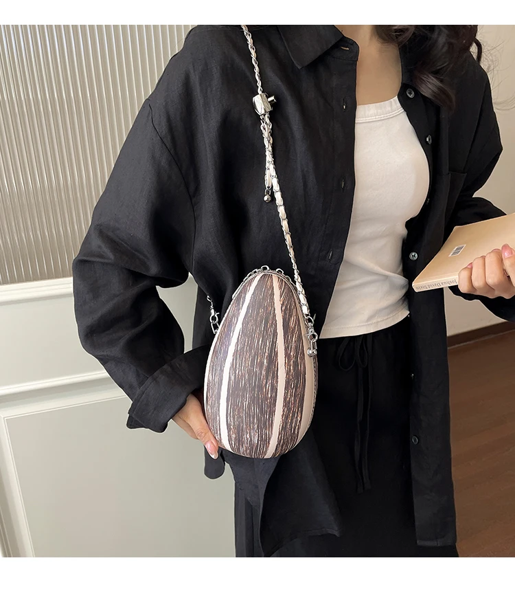 Novelty Sunflower Seed Crossbody Bag Cute 3D Seed-Shaped Chain Purse Funny Design Sense Fashion Mini Shoulder Bag for Women
