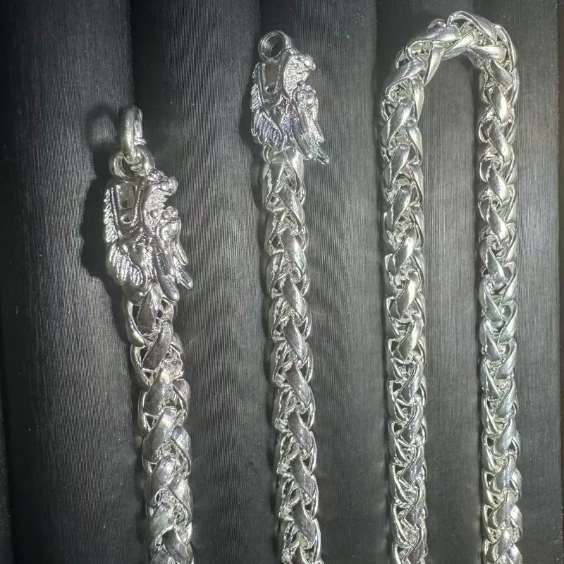 2026 Hot Sale Retro Tibetan Silver Necklace, Handcrafted Double Dragon Head Hollow Pendant, Exotic Chinese Style, Unisex Vintage