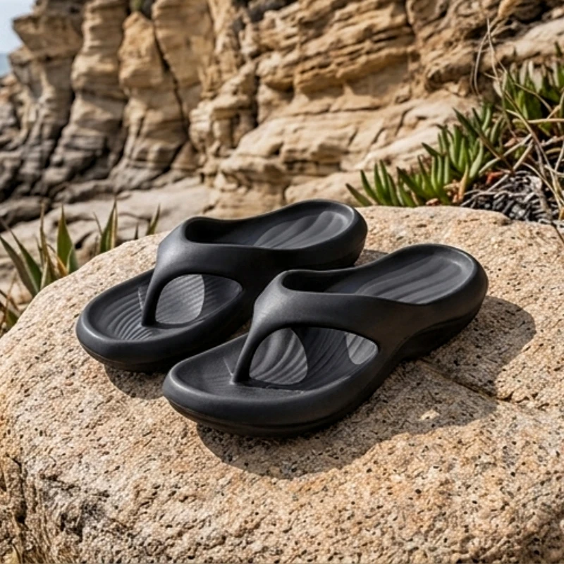 Men's Flip Flops Soft Sole Durable Casual Slippers Bathroom Summer Anti-slip Beach Fashion Couple Shoes