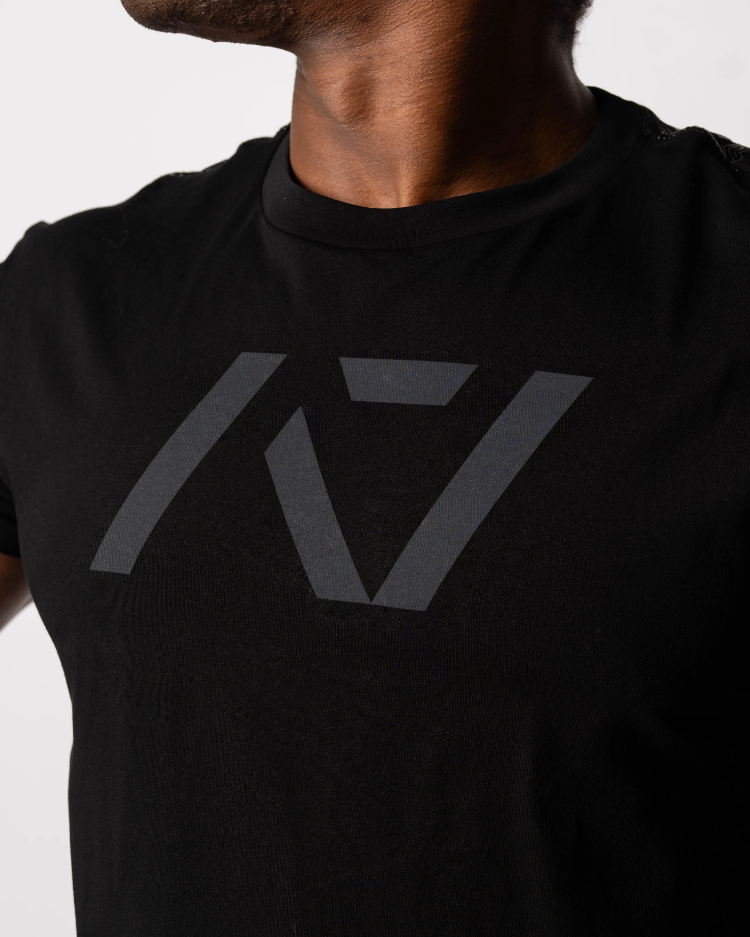 GYM A7 Bench Press Shirt _ Stealth True-Fit Bar Grip Tee High-end Luxury Unisex Style Both of Men and Women