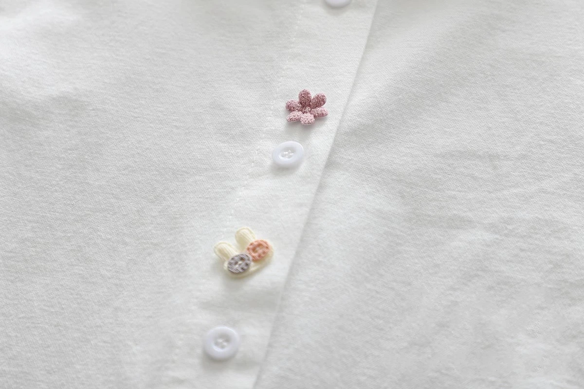 Pure Cotton Long-Sleeve Shirt for Women, New Spring and Autumn Style, Versatile, Artistic Sunflower Embroidery, 3D Cute Rabbit Shirt, Student Casual Layered Top
