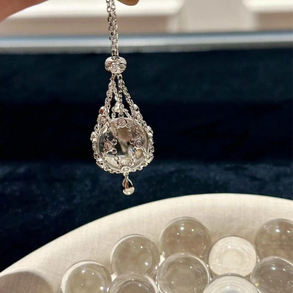 925 Sterling Silver White Crystal Starburst Mesh Pendant Telescopic Necklace Accessory-Niche Design,High-End,Versatile for Women