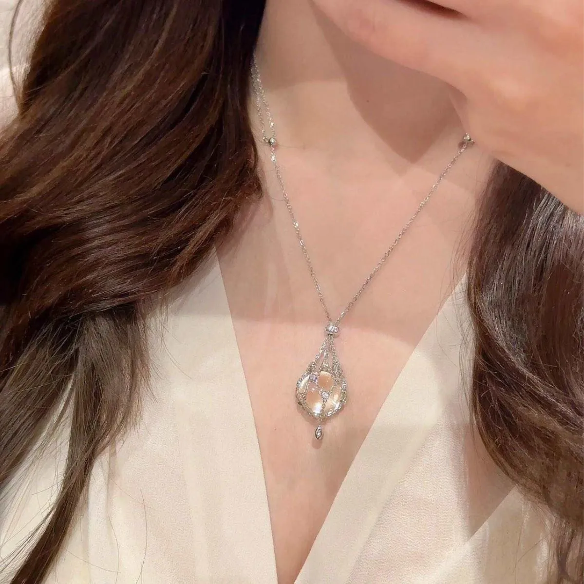 925 Sterling Silver White Crystal Starburst Mesh Pendant Telescopic Necklace Accessory-Niche Design,High-End,Versatile for Women