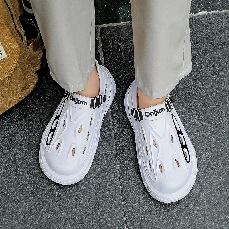 Summer New Men's Outdoor Clogs Beach Sandals Sport Breathable Slippers Slides Men Casual Garden Shoes Hiking Men Outdoor Sandals