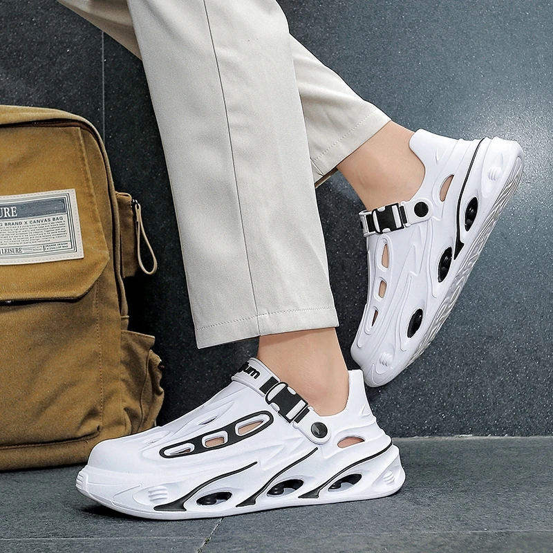 Summer New Men's Outdoor Clogs Beach Sandals Sport Breathable Slippers Slides Men Casual Garden Shoes Hiking Men Outdoor Sandals