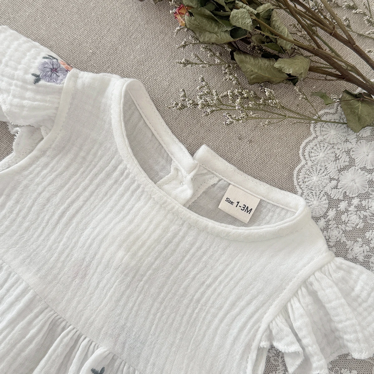 Baby Summer Flower Embroidery Short Sleeve Triangle Jumpsuit Girl Baby Sweet Cute Jumpsuit  for Summer Toddlers and Baby