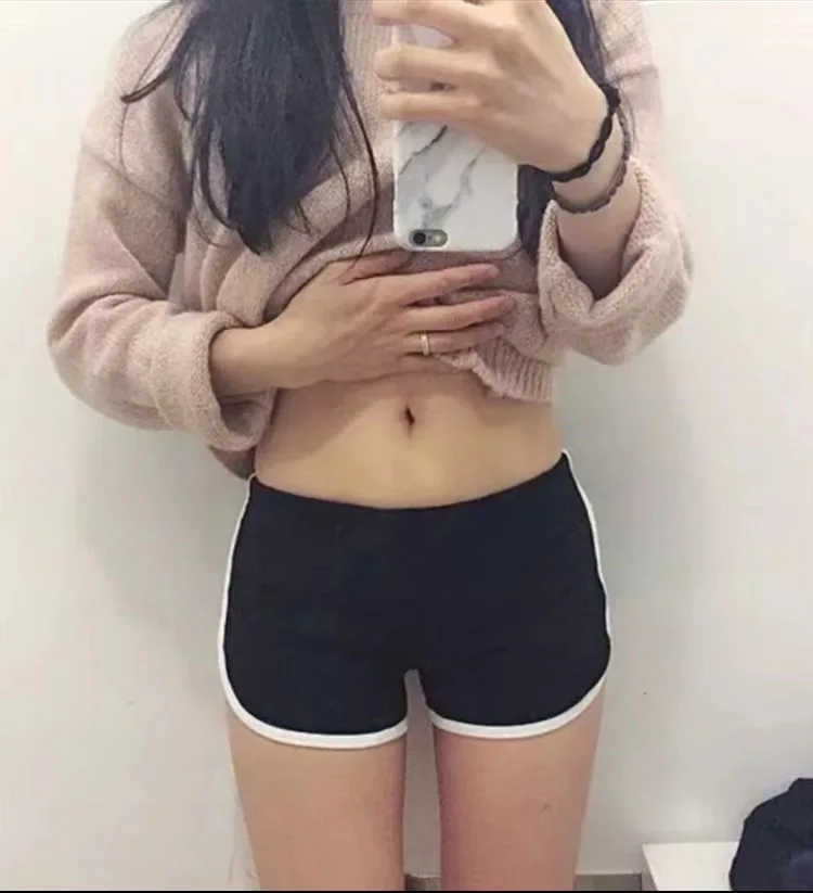 2026 Women's Summer Yoga Beach Shorts Sports Shorts Women's Home Casual Shorts Solid Color Fashion Candy Color Hot Pants Shorts