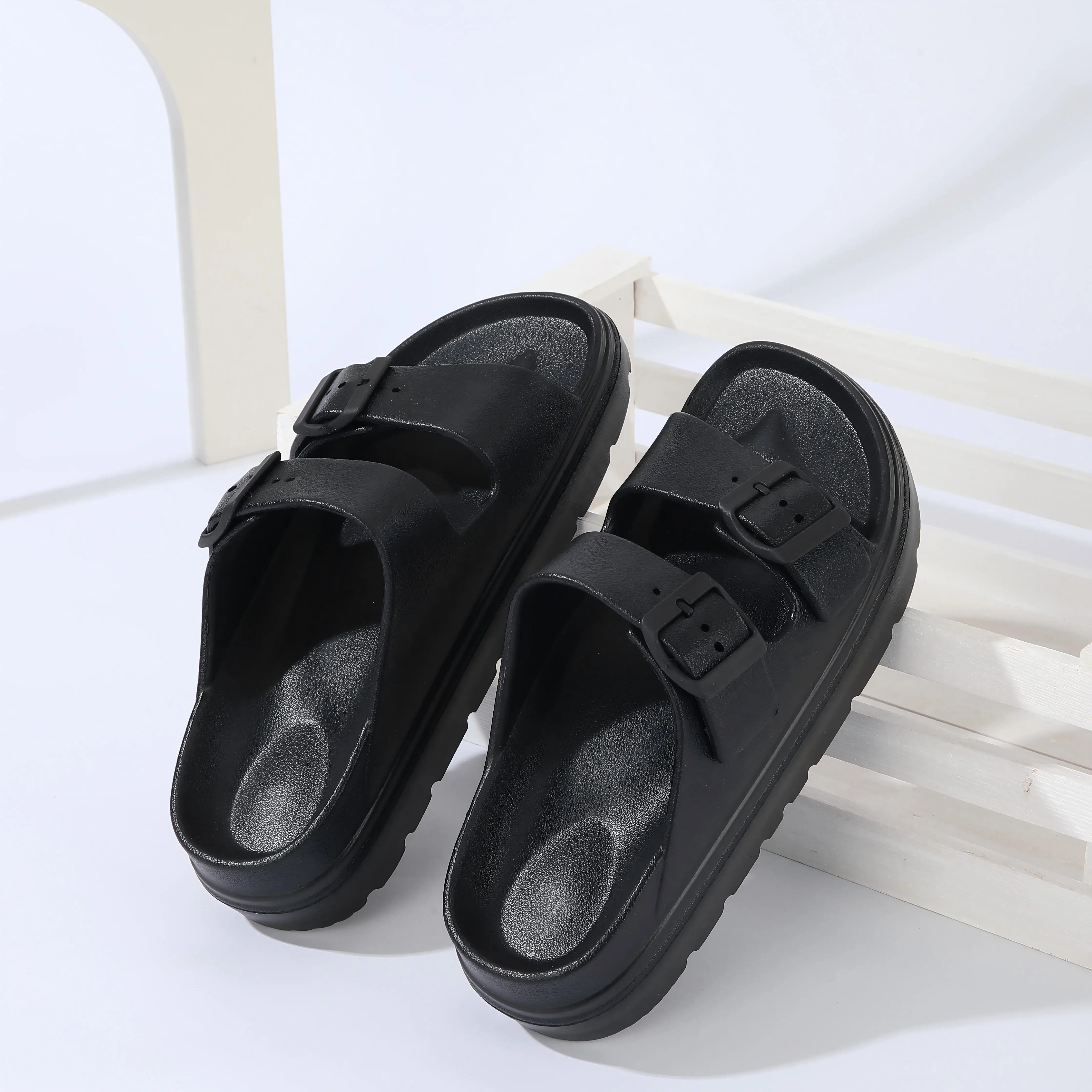 Men's High-End Thick-Soled Slippers, Women's New Summer Style Outdoor Sandals with Double Straps, Non-Slip, Breathable, Soft-Soled Beach Shoes