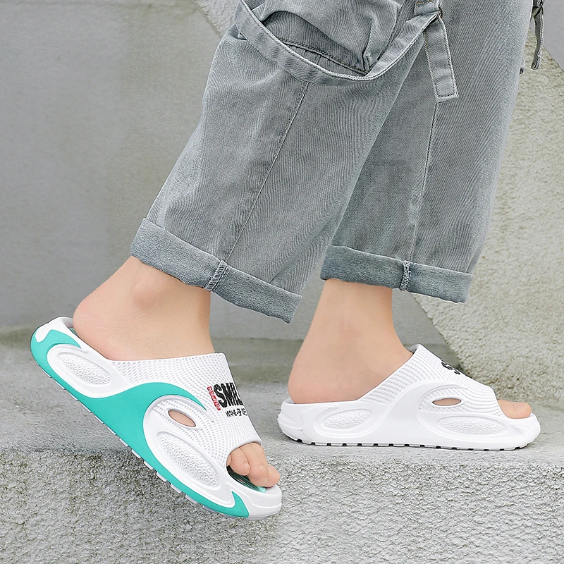 Summer New Men's Slippers EVA Soft Slides Indoor Outdoor Sandals Beach Men Casual Shoes Garden Shoes Male Couple House Slippers