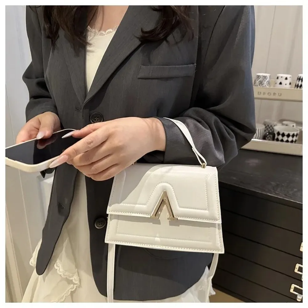 Casual Retro Shoulder Bag Candy Color Street Trend Crossbody Bag PU Material Large Capacity Ladies Handbag