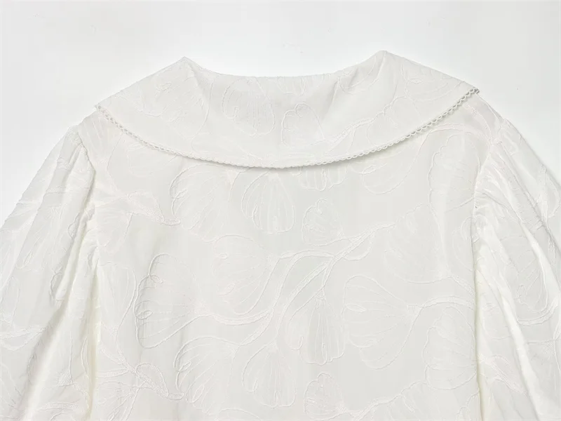 Women's Shirt 2026 Spring New White Short-Sleeve Turn-Down Collar Short Simple Shirt Lively and Cute Unique Fashion