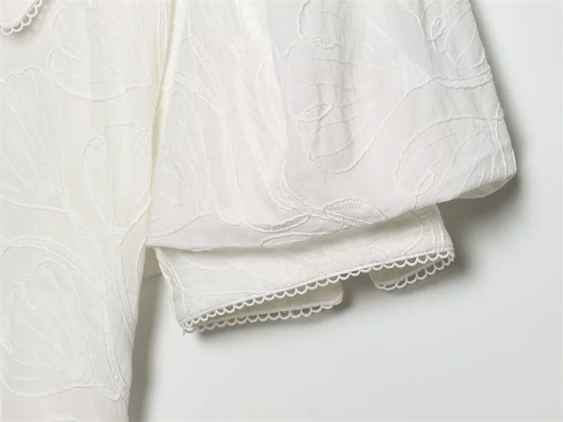 Women's Shirt 2026 Spring New White Short-Sleeve Turn-Down Collar Short Simple Shirt Lively and Cute Unique Fashion