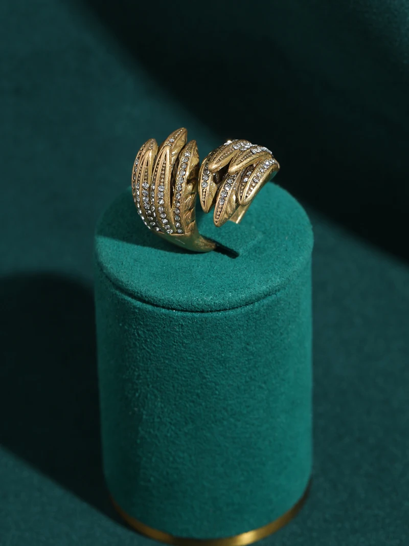 Antique Gold Plated Vintage Large Feather Rings High Luxury Palace Rhinestone Wing Retro Jewelry Women Art Deco 2026 Wedding