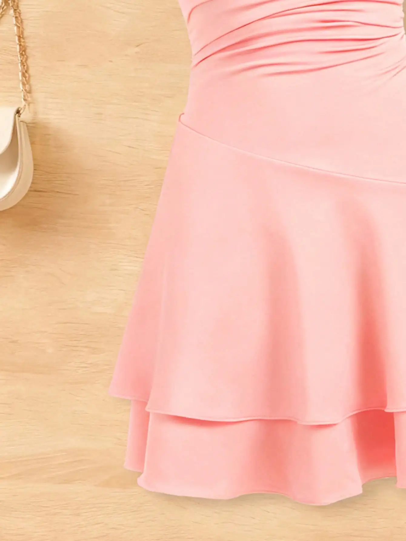 2026 Girls' Fashionable Dress with Waist Cinching and Slimming Effect, Backless Cross Tie Dress, Children's Clothing 1