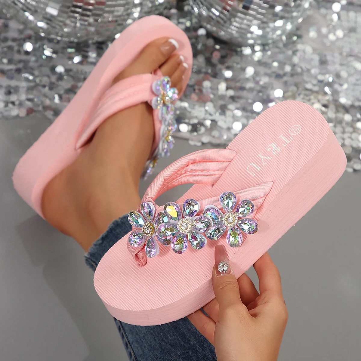 Pink Crystal Flower Wedge Heels Flip Flops Women Platform Clip Toe Beach Sandals Woman 2026 Fashion Plus Size 36-42 EVA Slippers