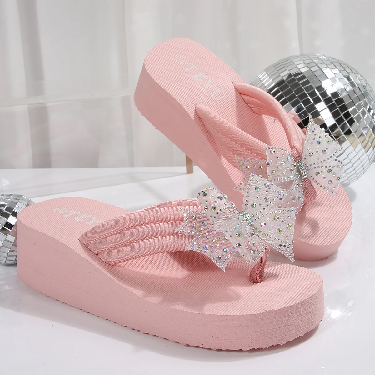 Pink Crystal Flower Wedge Heels Flip Flops Women Platform Clip Toe Beach Sandals Woman 2026 Fashion Plus Size 36-42 EVA Slippers