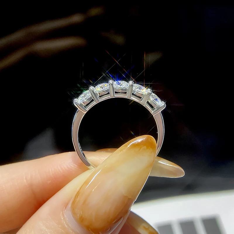 Wholesale Moissanite and Zircon Neutral Rings 100% Genuine S925 Silver Ring D VVS1 Luxury Sparkling Jewelry for Men and Women