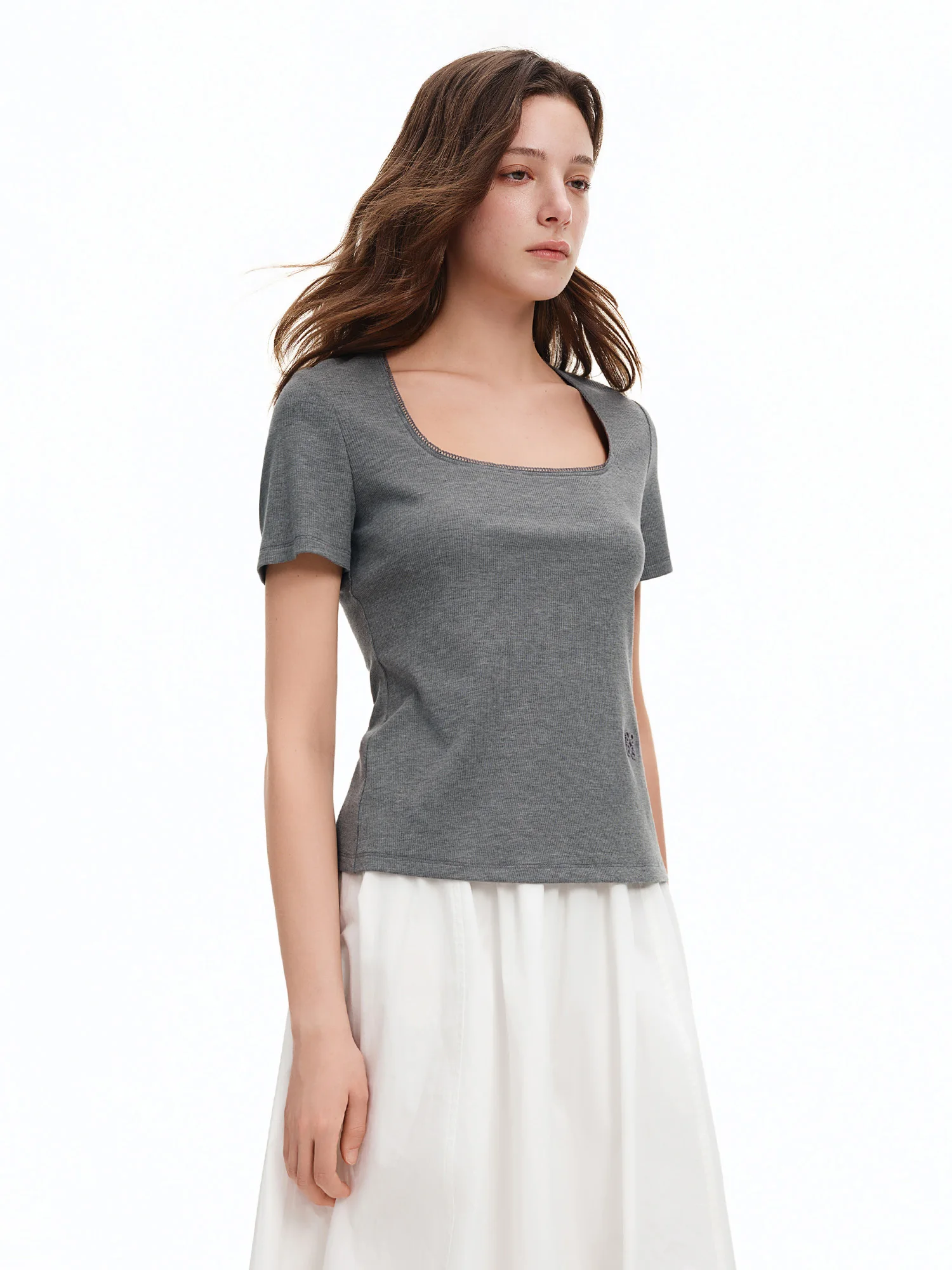 DUSHU Elastic Slim Fit Short Sleeve T-Shirt Women V-neck Summer Basics Style Double Style Embroidered Antibacterial Top Solid