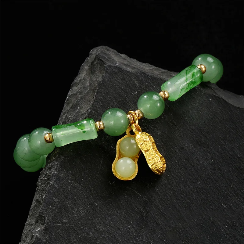 7pcs/set Everyday Sweet Butterfly Bracelet – Green Glass Beads with Delicate Pendants for Effortless, Feminine Style.