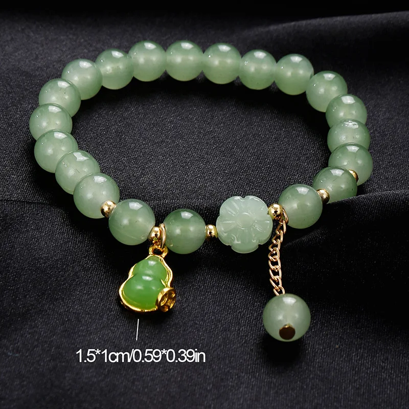 7pcs/set Everyday Sweet Butterfly Bracelet – Green Glass Beads with Delicate Pendants for Effortless, Feminine Style.
