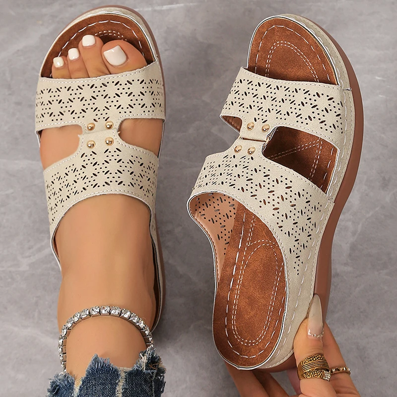 2026 New Casual Large Size Slip-On Hollow Out Casual Flats Leather Comfortable Wedge Shoes Women's Roman Style Platform Sandals